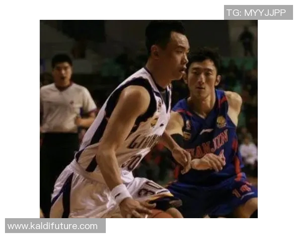 原帅：从新星崛起到篮球舞台的璀璨之星，探索他的成长与挑战之路