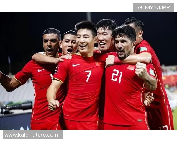 中国男足迎战泰国男足期待突破重围争取亚洲赛场佳绩 中国男足迎战泰国男足期待突破重围争取亚洲赛场佳绩