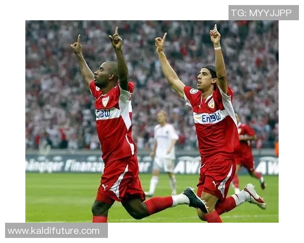 诺丁汉与德比郡激战正酣球迷期待精彩对决与历史重演 诺丁汉与德比郡激战正酣球迷期待精彩对决与历史重演