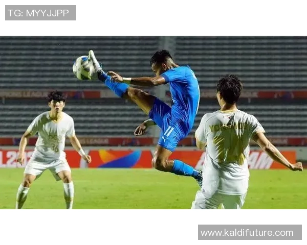 全南天龙与蔚山现代激战正酣谁能在这场较量中笑到最后