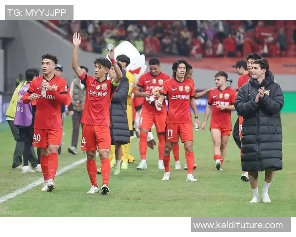 北全现代与上港的激烈对决展现中超联赛的魅力与竞争力