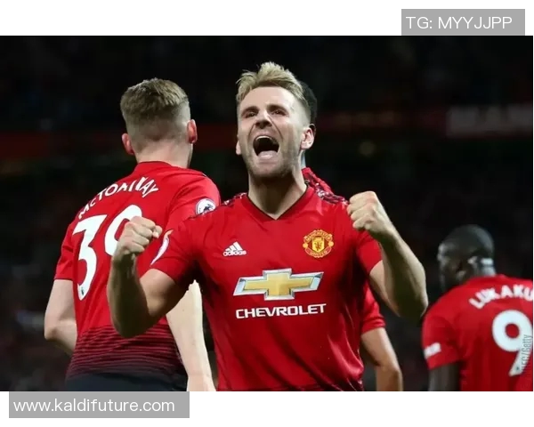 塞尔塔与曼联欧联杯精彩对决直播全程回顾与分析