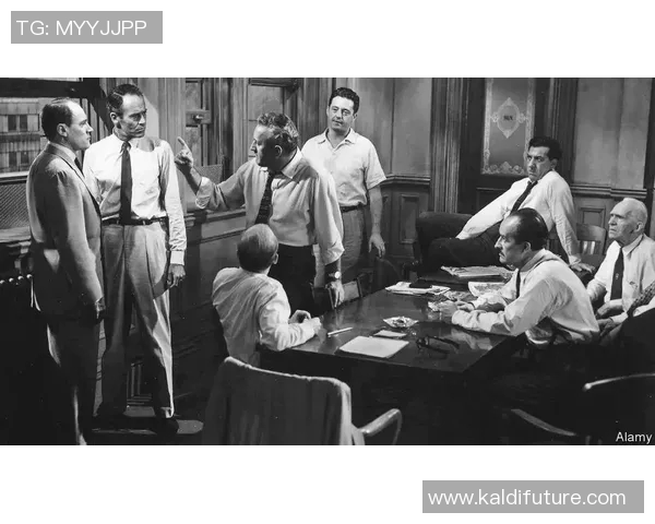 康赛普希与巴勒斯坦的精彩对决分析与战术探讨